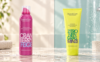 Jean&Len Duschschaum Cranberry Feige und Duschgel Zitronengras Minze nebeneinander