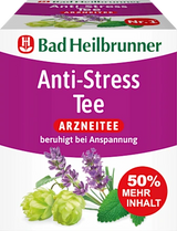 Bad Heilbrunner Anti-Stress Arzneitee Packung mit lila Design, Lavendel- und Hopfen-Illustrationen und 50% mehr Inhalt Sticker.