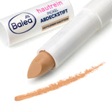 Balea Hautrein Abdeckstift in Beige mit weißer Stifthülse und einem aufgetragenen Farbstrich auf weißem Hintergrund.