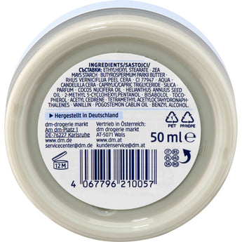 Unterseite eines Balea Deocreme Sensitive Tiegels mit Inhaltsstoffen, Barcode und 50 ml Füllmenge auf weißem Etikett.