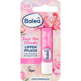 Balea Lippenpflege Over the Clouds Lippenbalsam in pinker Verpackung mit Flamingo-Design und Blumenduft.