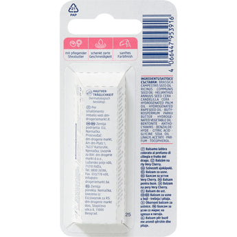 Rückseite der Balea Lippenpflege Very Cherry Verpackung mit Inhaltsstoffen und Anwendungshinweisen auf weißem Karton.