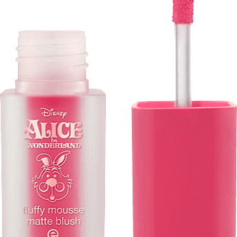 Blush Disney Alice In Wonderland Fluffy Mousse Matte 02 So Paw-Dorable  essence