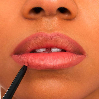 Lipliner 8h Matte Comfort 02 Silky Hazelnut essence