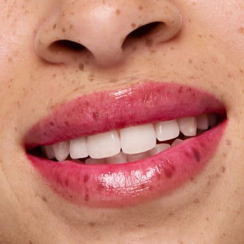essence Lippenbalsam Juicy Melon Tinted, 3 g - VivaVoss