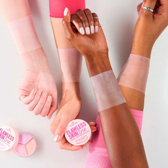 essence Loses Puder Flawless Skin Trio 10, 8 g - VivaVoss
