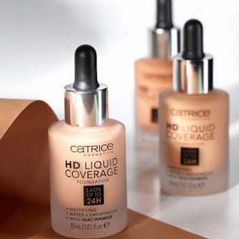 Foundation Liquid HD Coverage Waterproof 002 Porcelain Beige