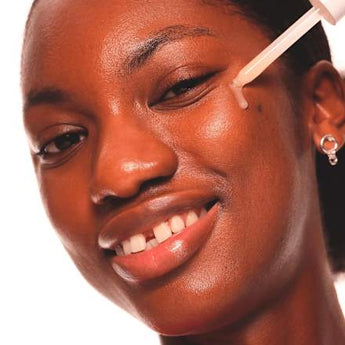 Gesichtsserum Hello, Good Stuff Glow-C essence