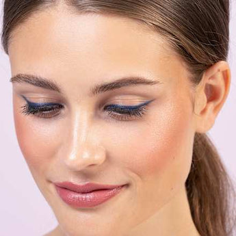 Kajal Contour & Glide Waterproof 090 trend !t up