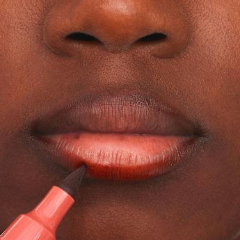 Lipliner Line n' Stain Tattoo 02 Must Have Brown essence