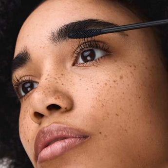 Mascara Glam & Doll False Lashes 010 Black