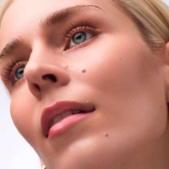 Mascara Glam & Doll Volume Brown Waterproof