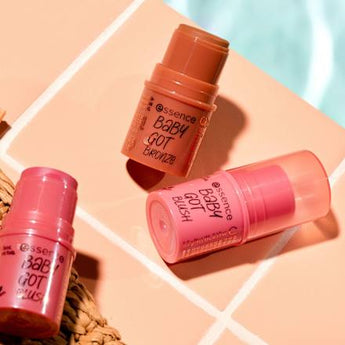 Blush Stick Baby Got 30 Rose All Day essence