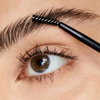 Catrice Augenbrauenpinsel Lift Up Brow, 1 St Catrice, Catrice Augenbrauenpinsel by Catrice – Available at VivaVoss