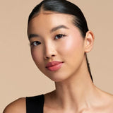 Catrice Highlighter All Over Glow, 15 ml Catrice, Catrice Highlighter by Catrice – Available at VivaVoss