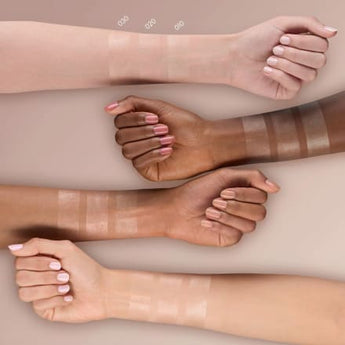 Catrice Highlighter All Over Glow, 15 ml - VivaVoss