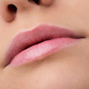 Catrice Lippenbalsam Liquid Marble - licious, 4 ml - VivaVoss