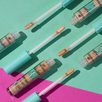 Concealer Skin Lovin' Sensitive 10 Light essence