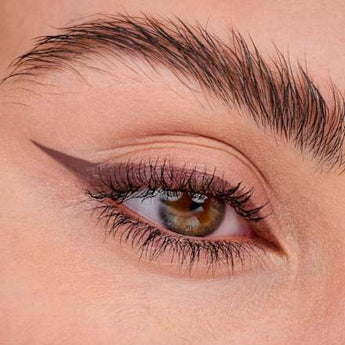Eyeliner Calligraph Artist Matte 010 Roasted Nuts 