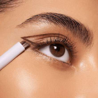 Eyelinerpinsel essence