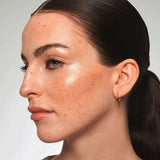 Highlighter  All Over Glow Tint 030 Sun Dip 