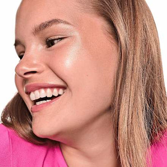 Highlighter Baby Got Glow Stick 10 Golden Aura essence