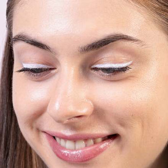 Kajal Contour & Glide Waterproof 031 trend !t up