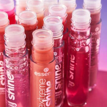 Lipgloss Extreme Shine Volume 14 Biscuit Bliss essence