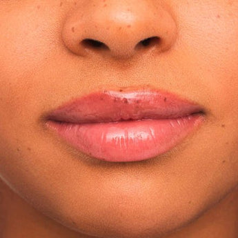 Lipgloss The Super Peptide Glossy Treatment 03 Toffeetastic essence