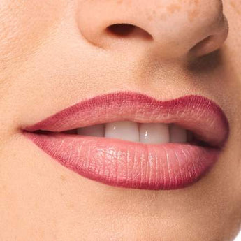Lipliner 8h Matte Comfort 19 Burgundy Bestie essence