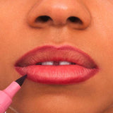 Lipliner Line n' Stain Tattoo 01 Everyone's Nude-Pink essence