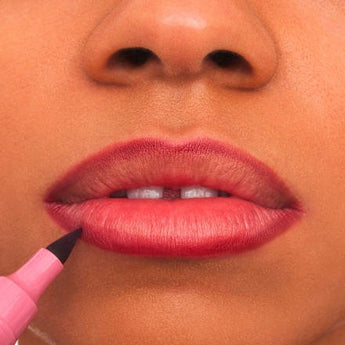 Lipliner Line n' Stain Tattoo 01 Everyone's Nude-Pink essence