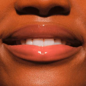 Lippenbalsam Butter Drippin' Glossy 020 Maple Latte 