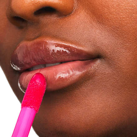 Lip oil Hydra Kiss 06 Cranberry Is Back, 4 ml by essence – VivaVoss