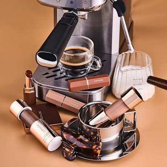 Lippenstift Espresso Yourself High Shine Gloss C01 Macchiato Glow  