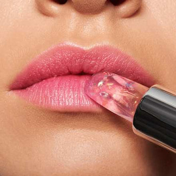 Lippenstift Meta Glow Colour Changing essence