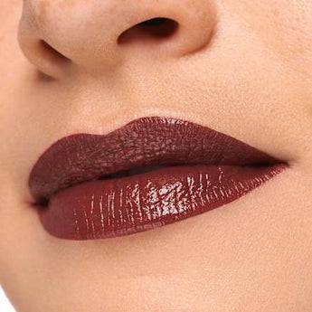 Lippenstift Satin Glow Luminous Shine 06 Deja-Brew essence