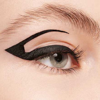 Liquid Eyeliner Ink Waterproof 01 essence