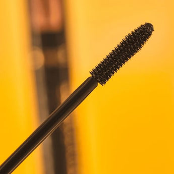 Mascara Tubing Stay In Place Volume 010 Panda-Proof Black 
