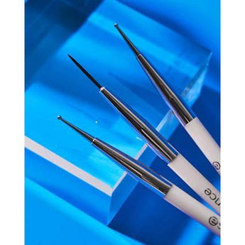 Nageldesign Duo Dotting Tool & Liner Brush essence